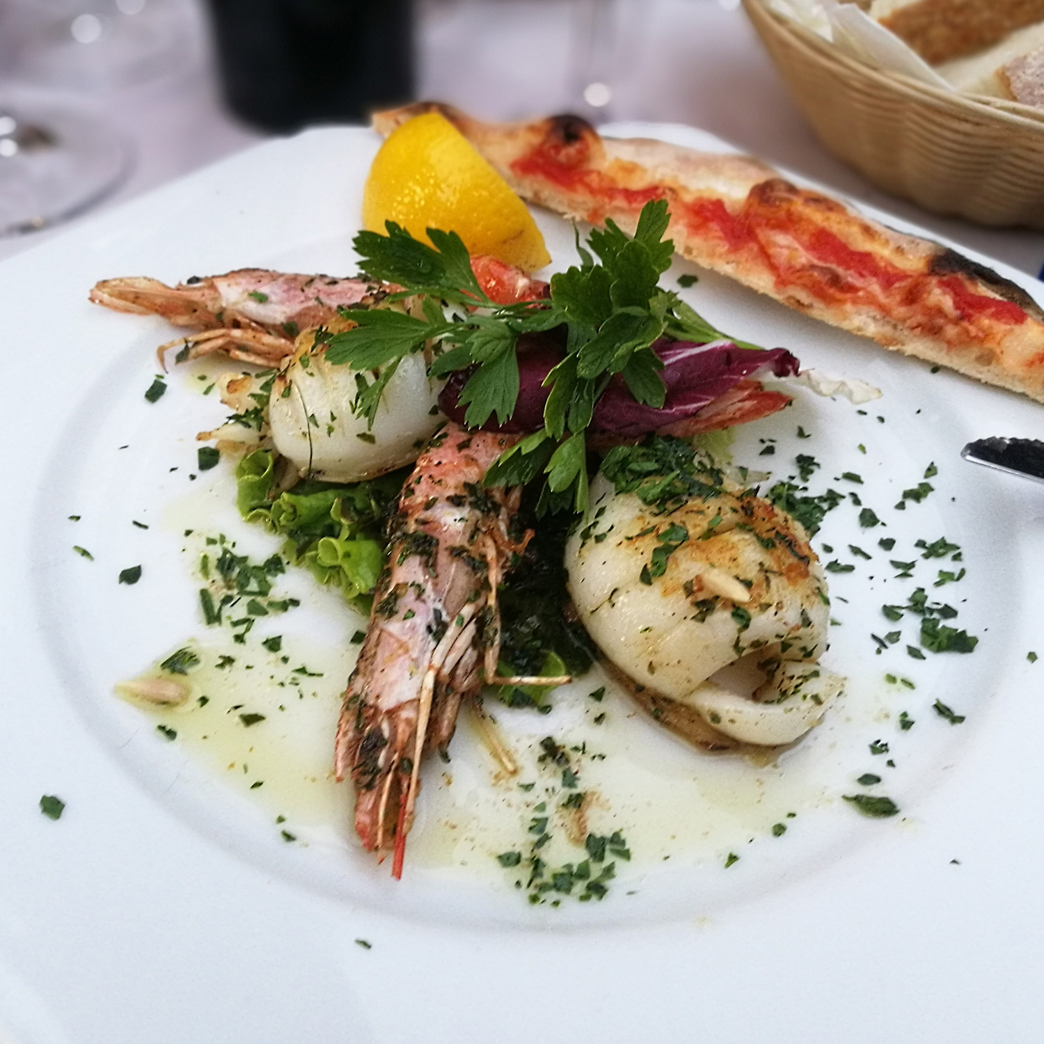 Antipasti zum köstlichen Wein