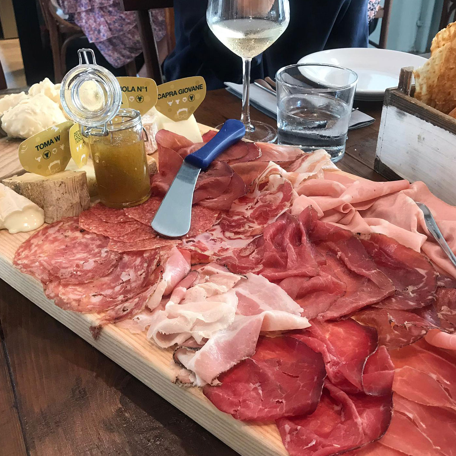 Passend zum köstlichen Wein