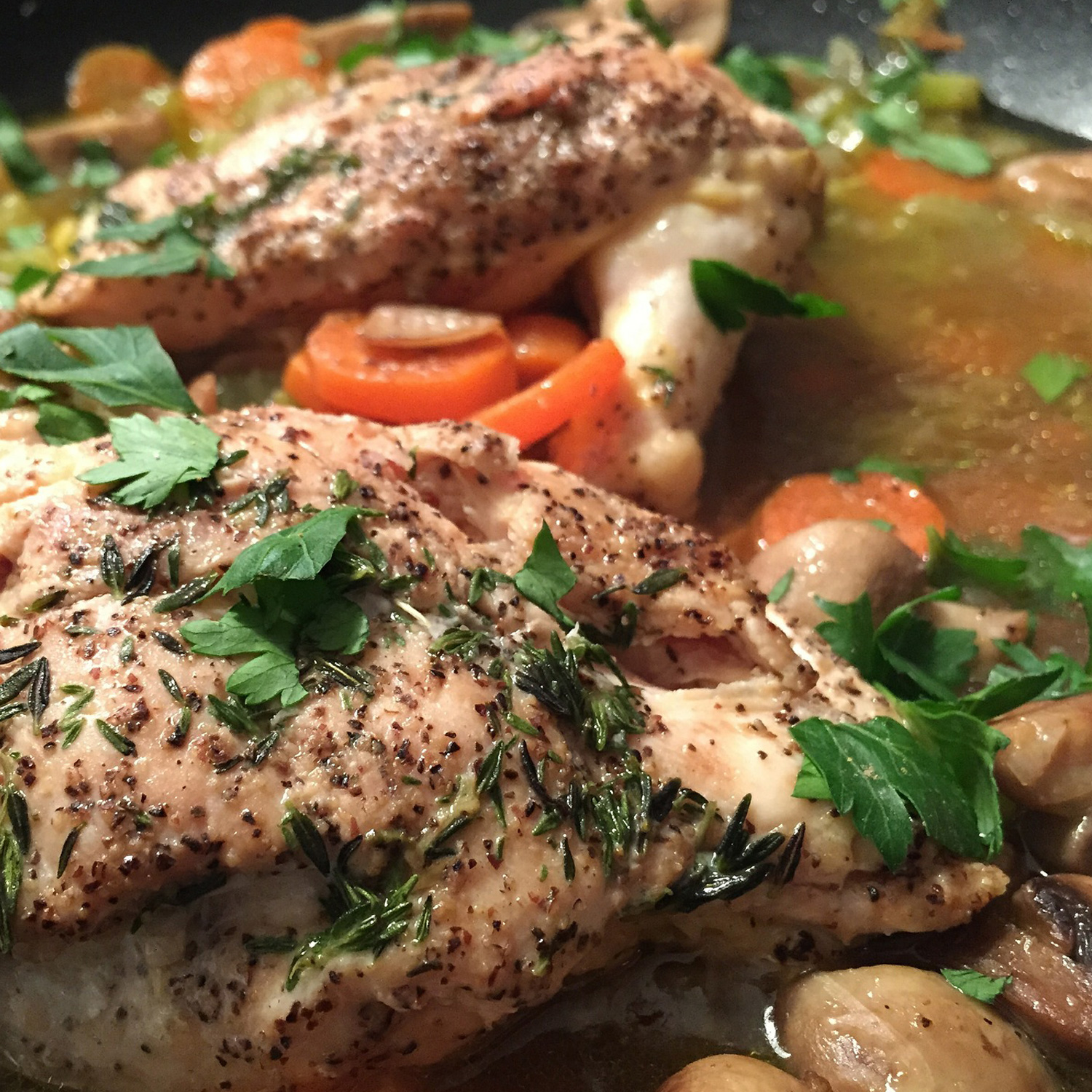 Geflügel Essen Alkohol Wein trinken