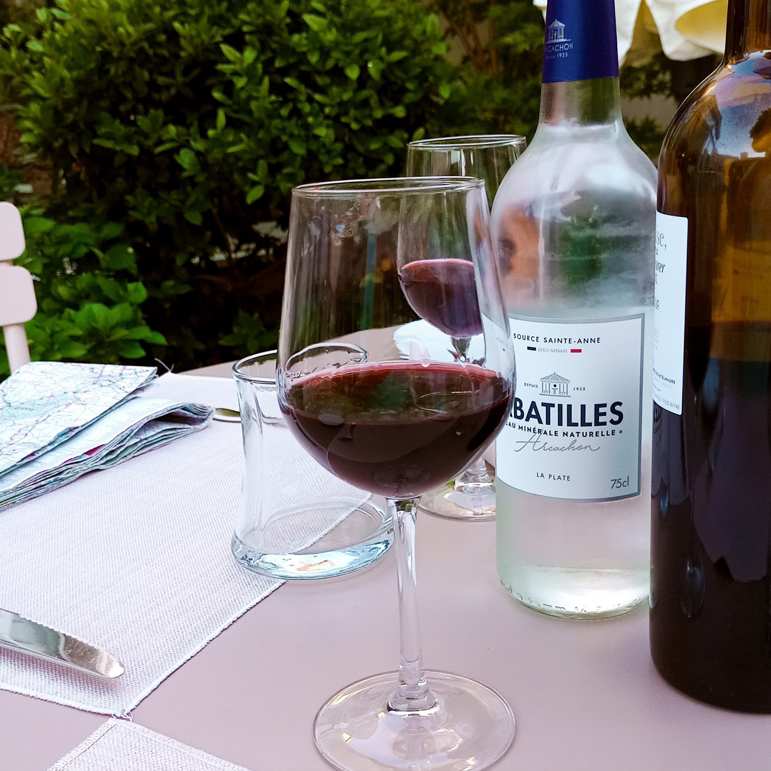 Ausgezeichnet köstlicher Rotwein