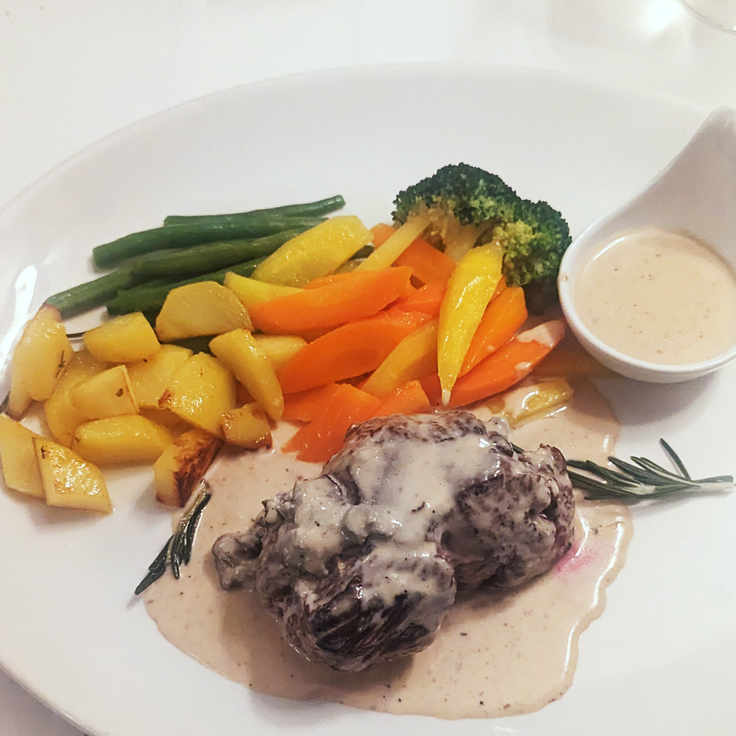 Passendes Essen zum wunderbaren Wein