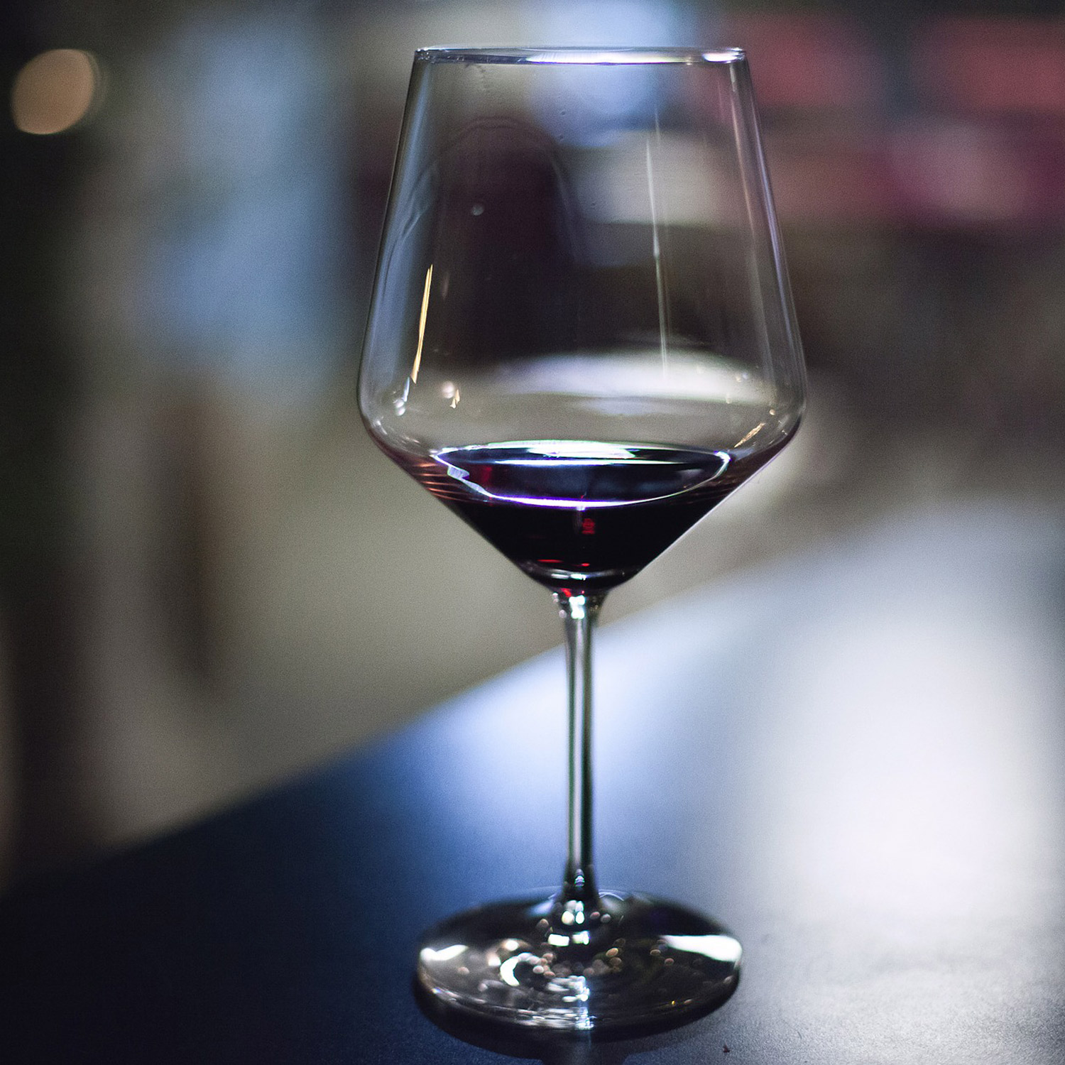 Ausgezeichnet köstlicher Rotwein