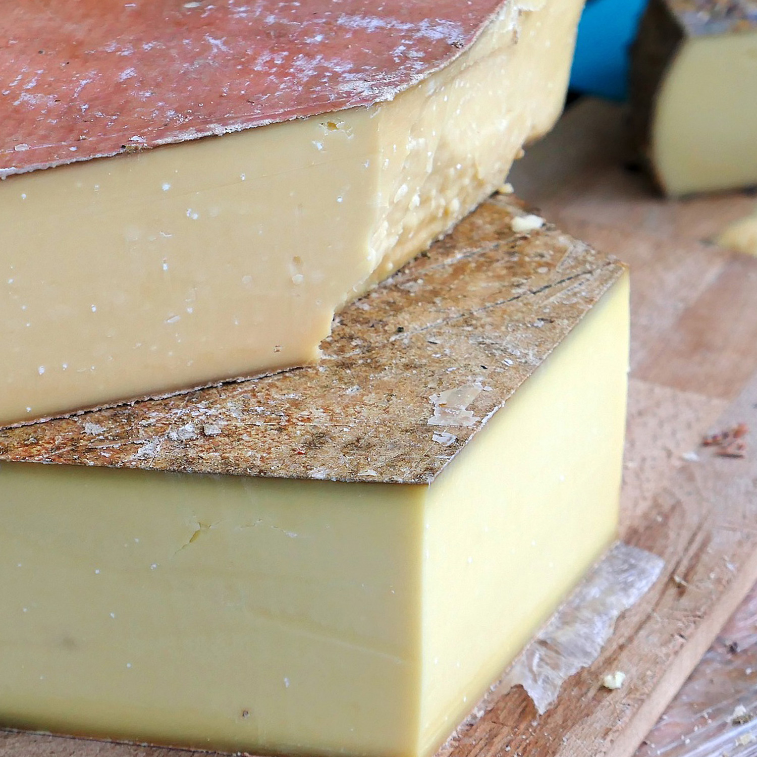 Käseteller als Weinbegleitung